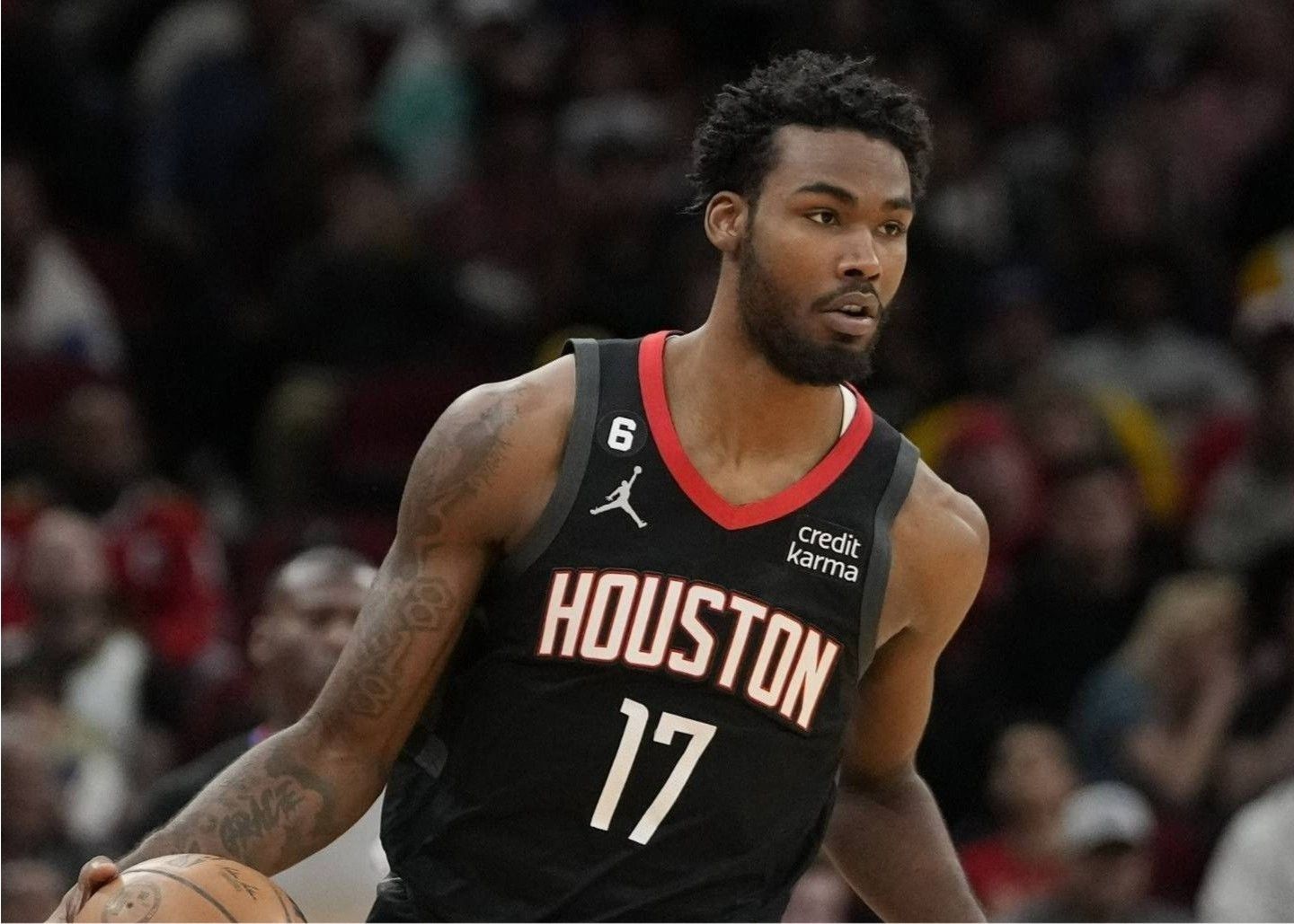 愿无大碍！伊森左髋挫伤，本场竞赛不会回归