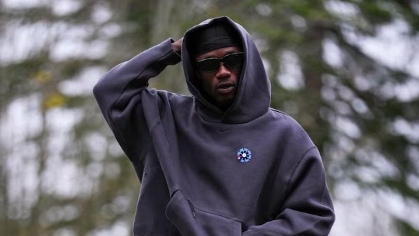 阿斯：卡马文加再度缺席赛前最后一练，德尚暗示其不会出场