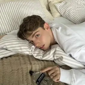 6686体育平台初级作者Mary