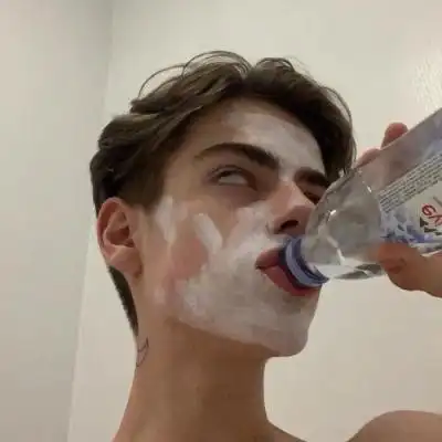 6686体育平台铁牌作者拽萌少女