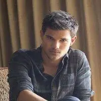 6686体育平台铁牌作者Eleanor