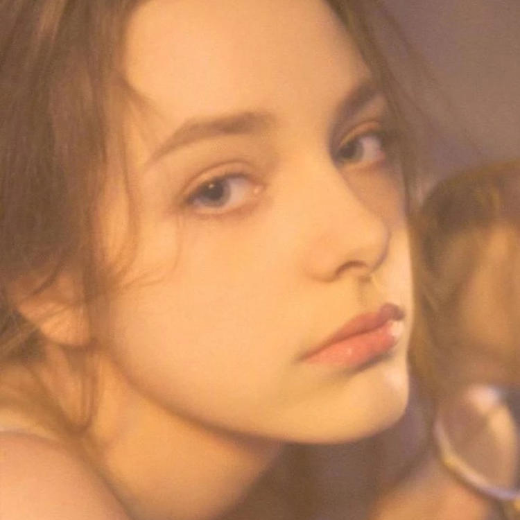 6686体育平台初级作者Audrey