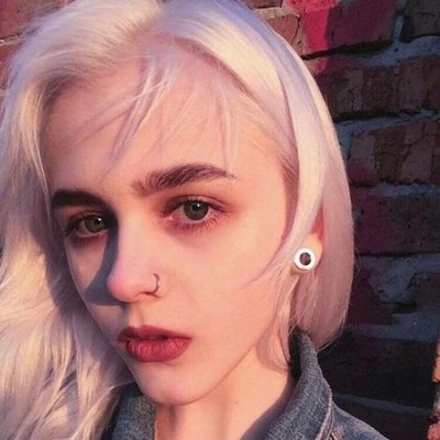 6686体育平台初级作者綻放的紅塵