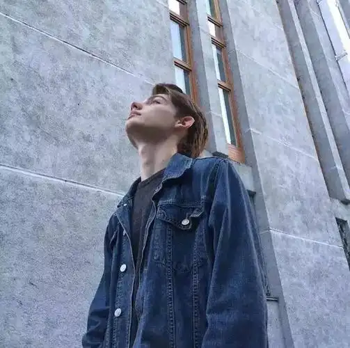 6686体育平台官方作者Avery