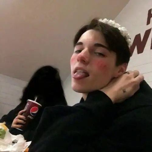 6686体育平台合作伙伴John