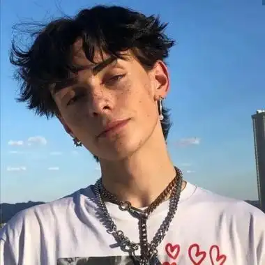 6686体育平台官方作者Caleb