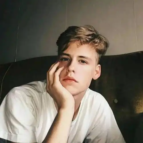 6686体育平台初级作者Connor