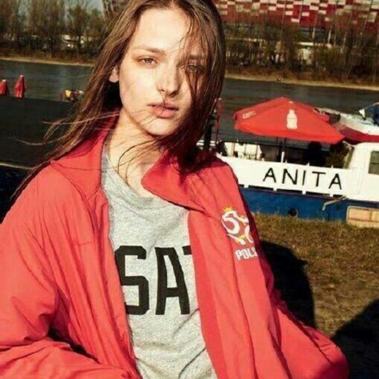 6686体育平台金牌作者Jocasta