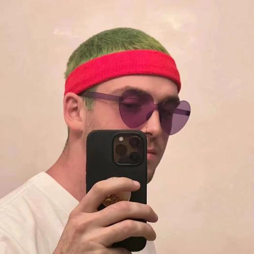 6686体育平台官方作者Dominic