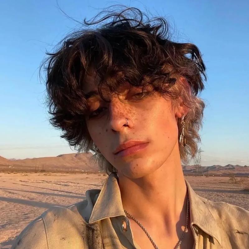 6686体育平台银牌作者Mary