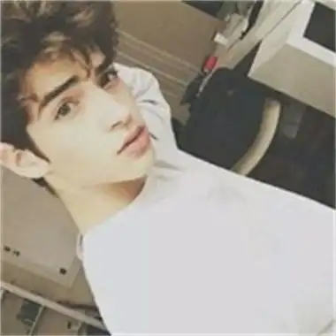 6686体育平台合作伙伴Eddie