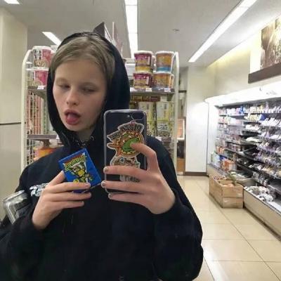 6686体育平台合作伙伴Julia